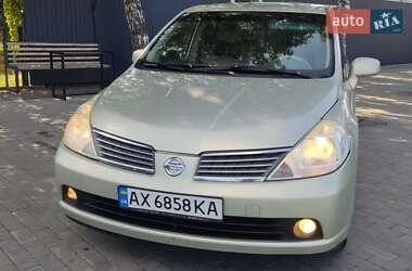 Хэтчбек Nissan TIIDA 2008 в Полтаве