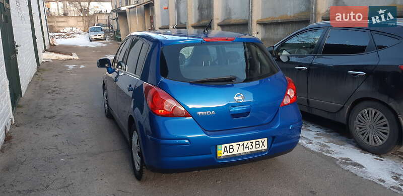 Хетчбек Nissan TIIDA 2008 в Вінниці
