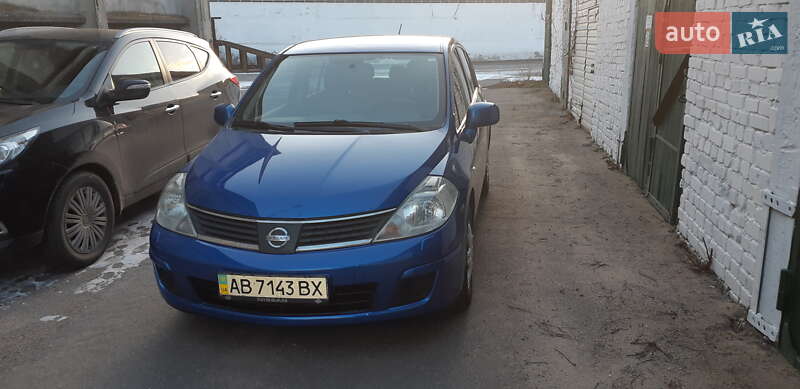 Хетчбек Nissan TIIDA 2008 в Вінниці