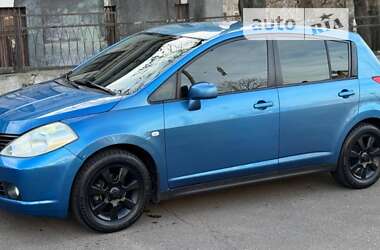 Хэтчбек Nissan TIIDA 2008 в Одессе