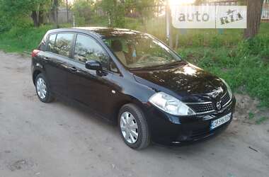 Хэтчбек Nissan TIIDA 2007 в Чернигове