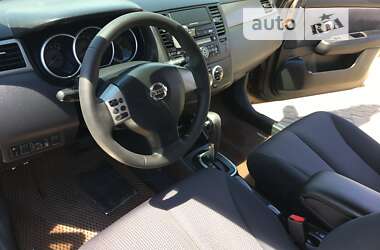 Хэтчбек Nissan TIIDA 2008 в Одессе