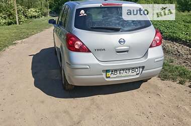 Хэтчбек Nissan TIIDA 2012 в Виннице