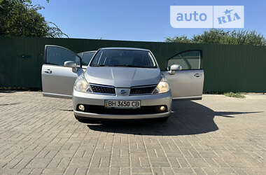 Хетчбек Nissan TIIDA 2008 в Одесі