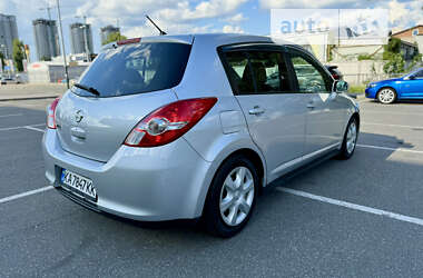Хетчбек Nissan TIIDA 2012 в 