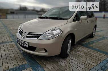 Хетчбек Nissan TIIDA 2009 в Ізмаїлі