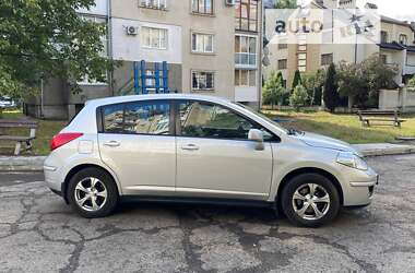 Хэтчбек Nissan TIIDA 2008 в Ивано-Франковске