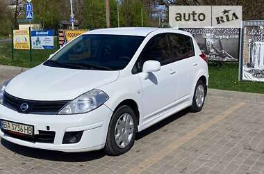 Хэтчбек Nissan TIIDA 2011 в Кропивницком