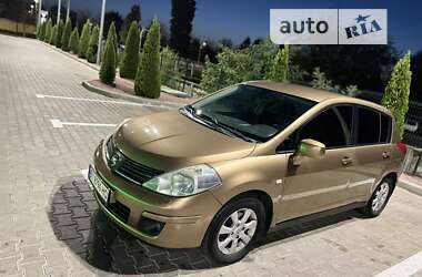 Хэтчбек Nissan TIIDA 2008 в Кременчуге