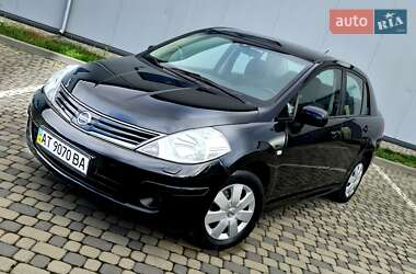 Седан Nissan TIIDA 2010 в Івано-Франківську