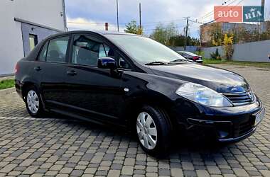 Седан Nissan TIIDA 2010 в Івано-Франківську