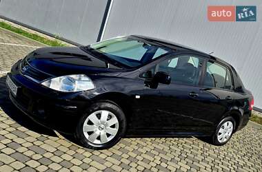 Седан Nissan TIIDA 2010 в Івано-Франківську