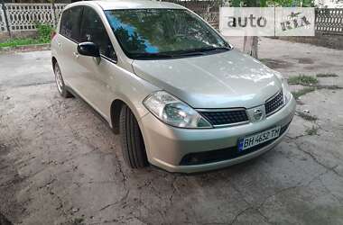 Хетчбек Nissan TIIDA 2007 в Роздільній