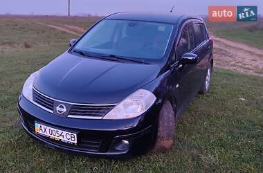 Хэтчбек Nissan TIIDA 2008 в Берегово