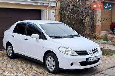 Седан Nissan TIIDA 2012 в Одессе