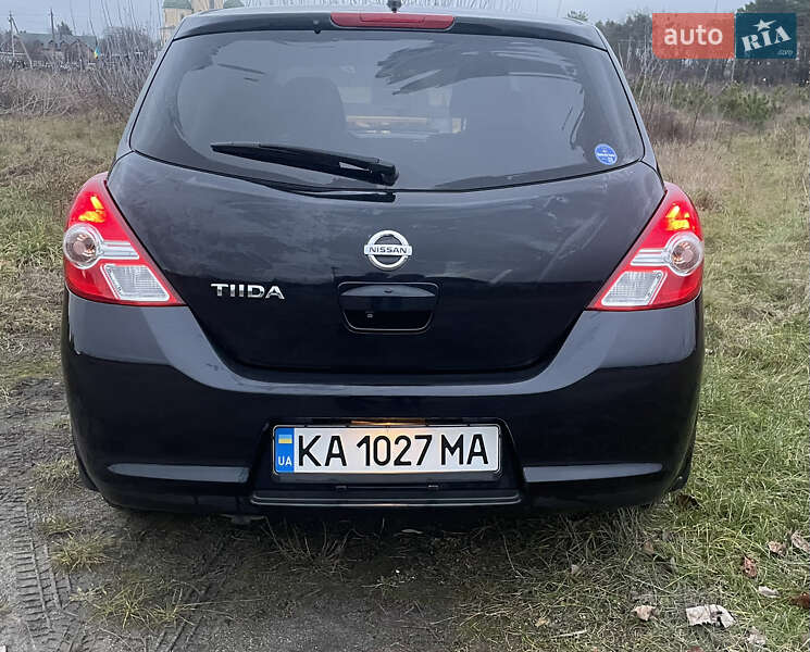 Хэтчбек Nissan TIIDA 2012 в Бродах