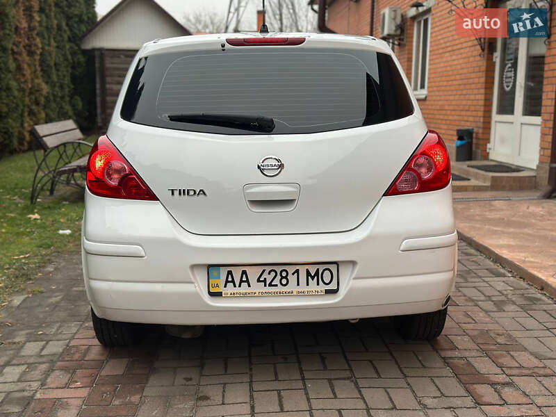 Хетчбек Nissan TIIDA 2012 в Києві фото 10 Хетчбек Nissan TIIDA 2012 в Києві