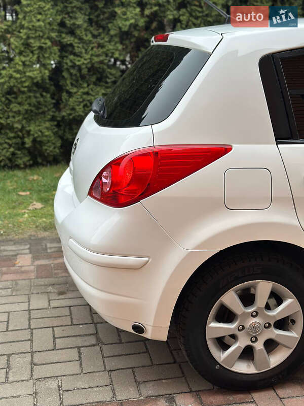 Хетчбек Nissan TIIDA 2012 в Києві фото 13 Хетчбек Nissan TIIDA 2012 в Києві