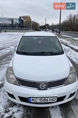 Хэтчбек Nissan TIIDA 2008 в Луцке