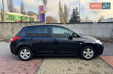 Хетчбек Nissan TIIDA 2010 в Одесі