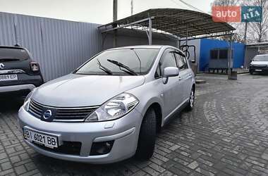 Хетчбек Nissan TIIDA 2008 в Полтаві