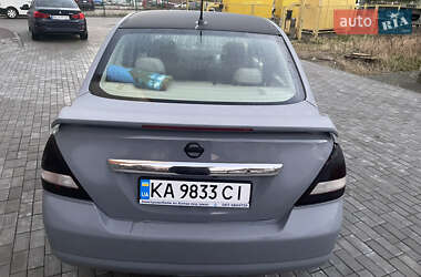 Седан Nissan TIIDA 2007 в Ровно