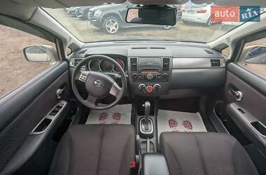 Хэтчбек Nissan TIIDA 2012 в 