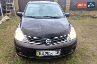 Седан Nissan TIIDA 2011 в Киеве