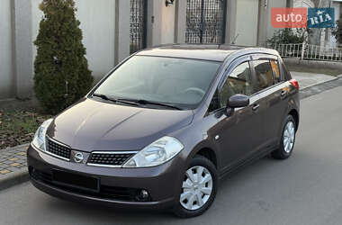 Хэтчбек Nissan TIIDA 2008 в Одессе