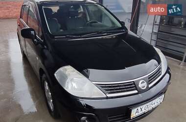 Хэтчбек Nissan TIIDA 2008 в Берегово