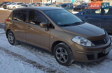 Хетчбек Nissan TIIDA 2007 в Дніпрі