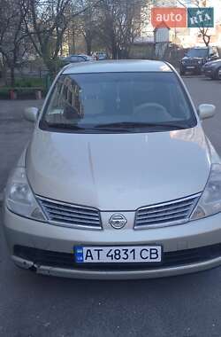 Седан Nissan TIIDA 2008 в 