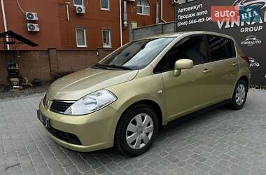 Хетчбек Nissan TIIDA 2008 в 