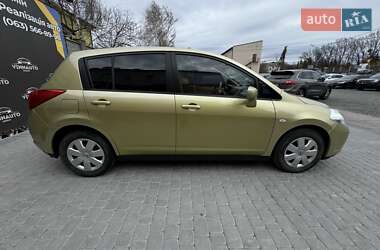Хетчбек Nissan TIIDA 2008 в 