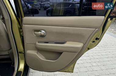 Хетчбек Nissan TIIDA 2008 в 