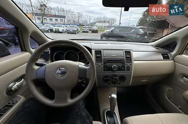 Хетчбек Nissan TIIDA 2008 в 
