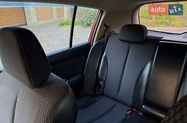Хэтчбек Nissan TIIDA 2012 в 