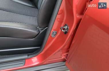 Хэтчбек Nissan TIIDA 2012 в 