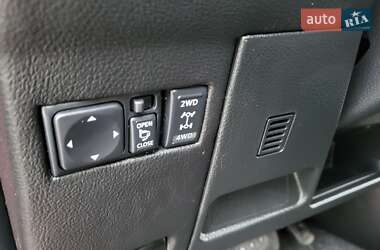 Хэтчбек Nissan TIIDA 2012 в 