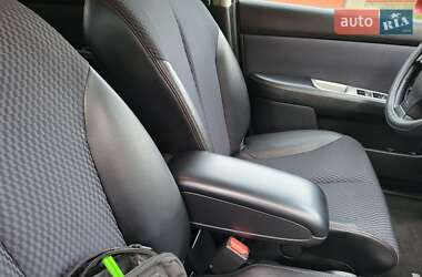 Хэтчбек Nissan TIIDA 2012 в 