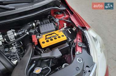 Хэтчбек Nissan TIIDA 2012 в 