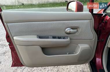 Хэтчбек Nissan TIIDA 2007 в 
