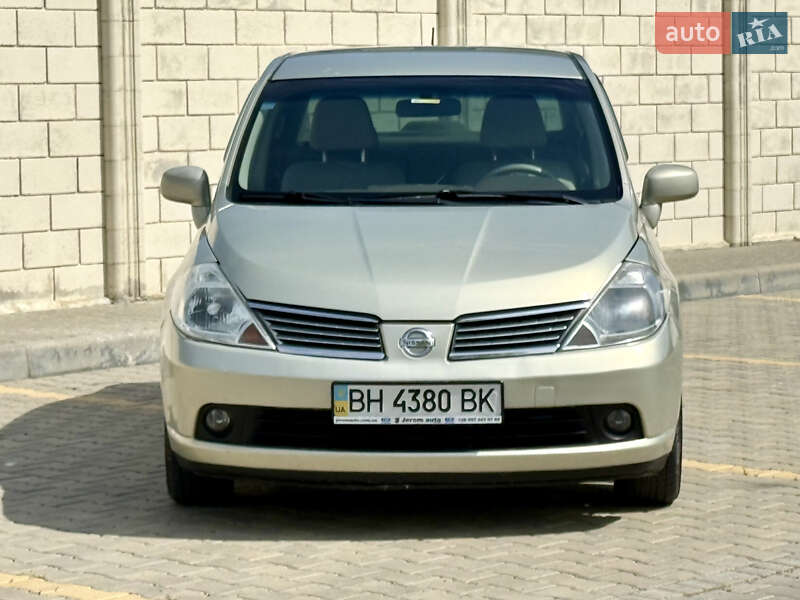 Седан Nissan TIIDA 2007 в Одесі