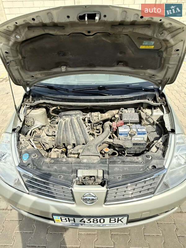 Седан Nissan TIIDA 2007 в Одесі