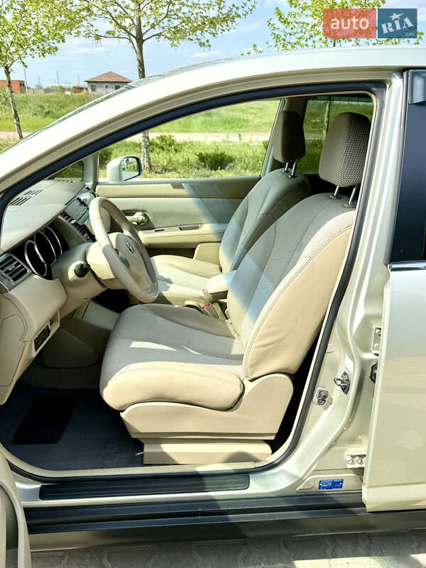 Седан Nissan TIIDA 2007 в Одесі