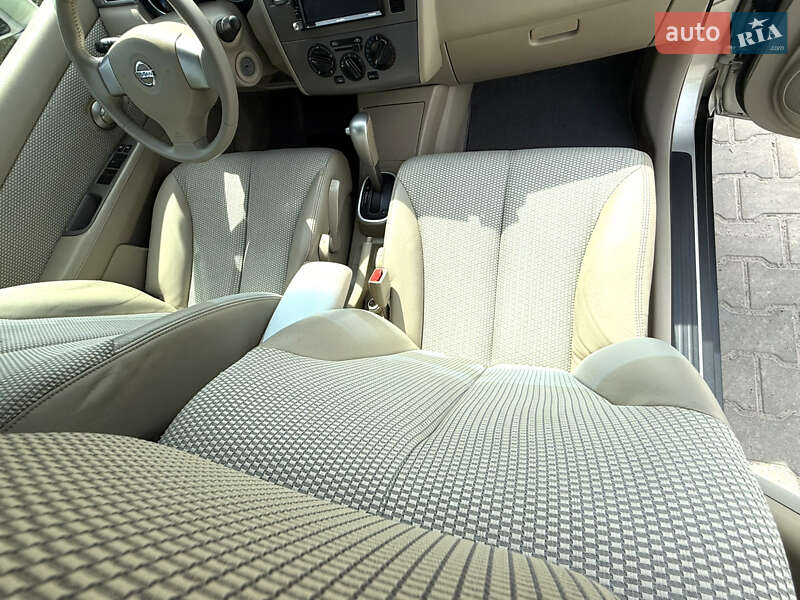 Седан Nissan TIIDA 2007 в Одесі