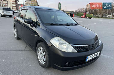 Хэтчбек Nissan TIIDA 2007 в 