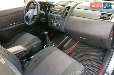 Седан Nissan TIIDA 2008 в 