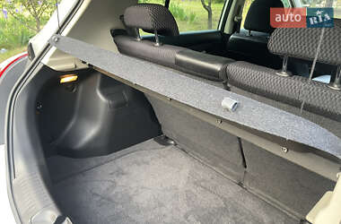 Хетчбек Nissan TIIDA 2011 в 