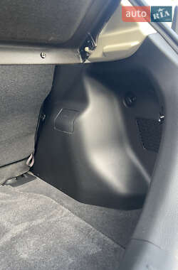 Хетчбек Nissan TIIDA 2011 в 